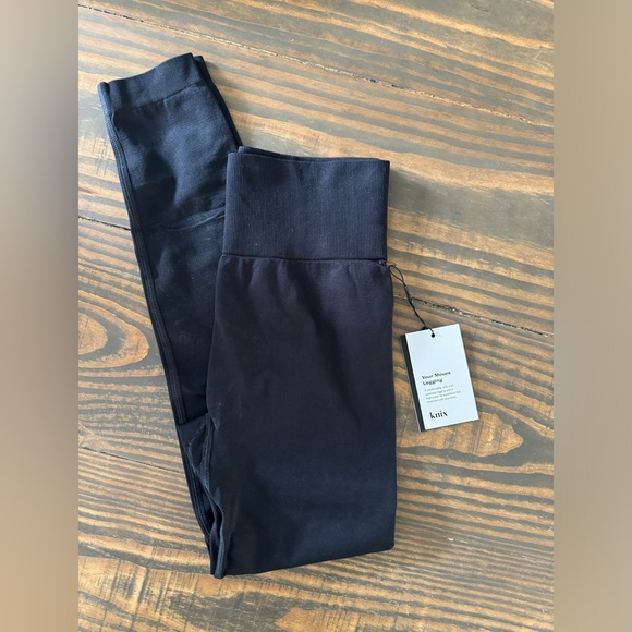 Knix Good to Go Seamless Leggings Size S - Picture 1 of 2